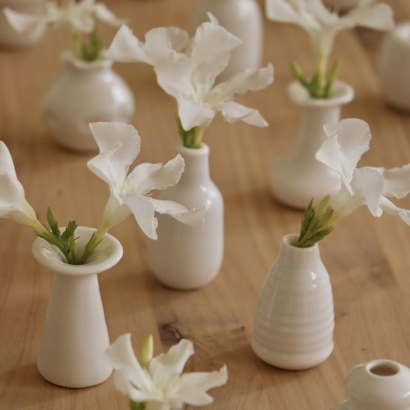 Mini vases en porcelaine artisanale mariages