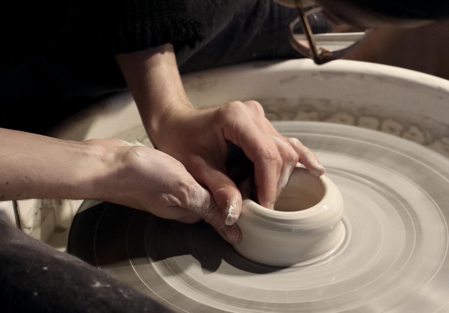 Cours tournage céramique poterie Annecy